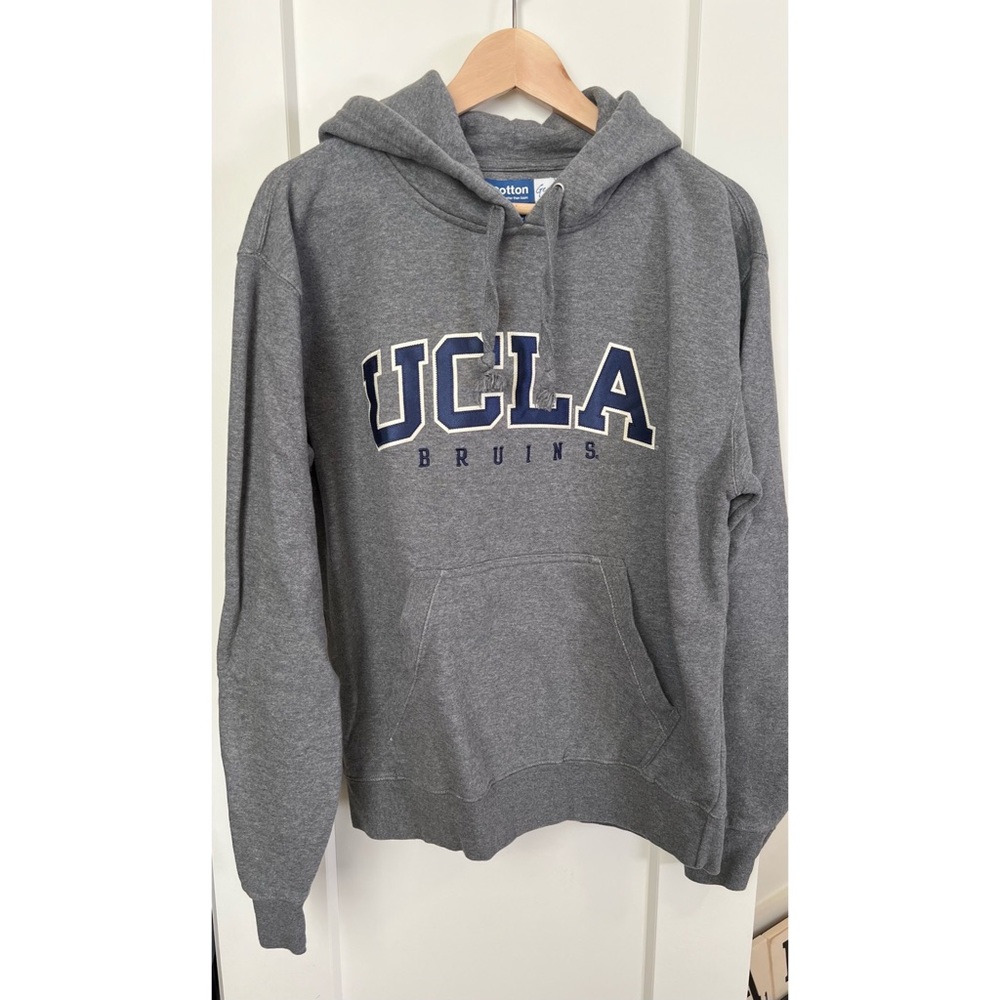 UCLA Bruins hooded sweatshirt NWOT